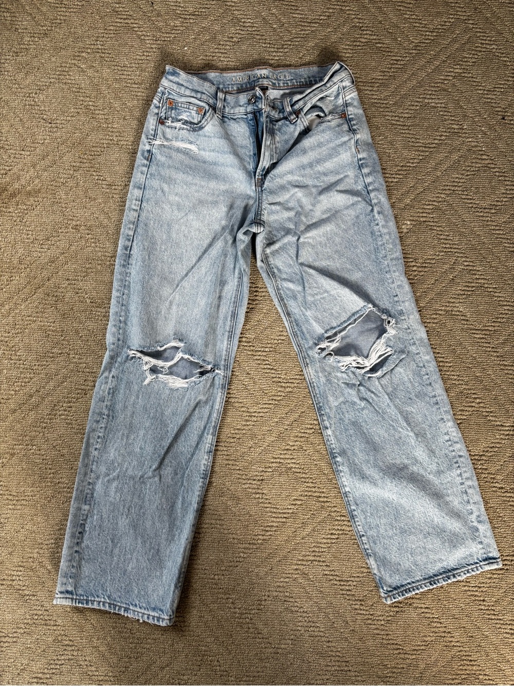 American Eagle Outfitters Light Blue Distressed Straight Leg Jeans